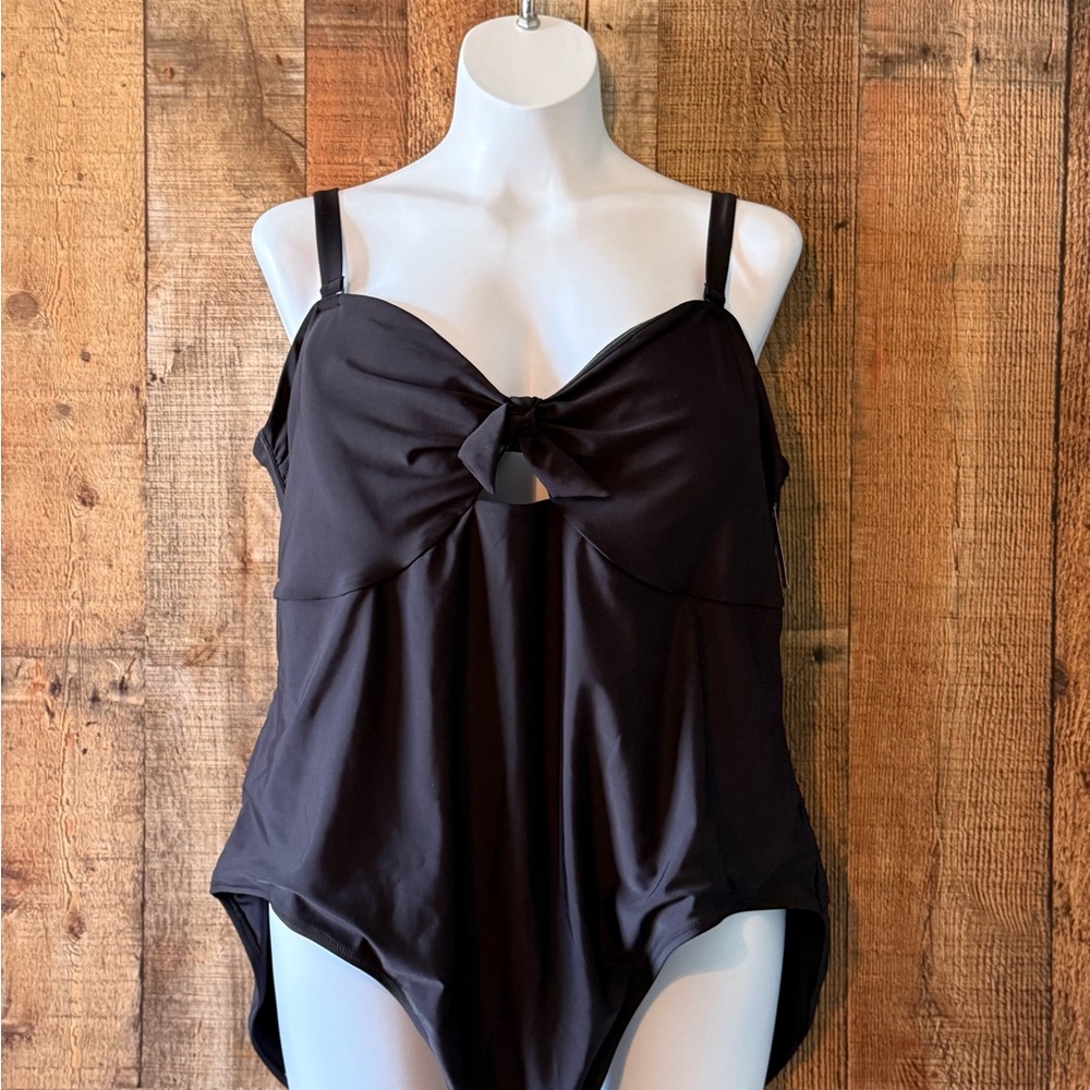 NWT ~ Women’s Plus Size Old Navy Bathing Suit